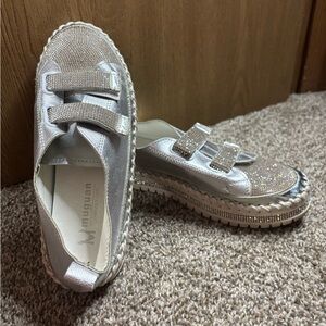 Women’s Shimmering Silver Velcro Sneakers